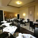 Goldener Falke Hotel