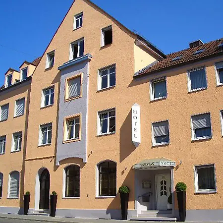 Goldener Falke Hotel
